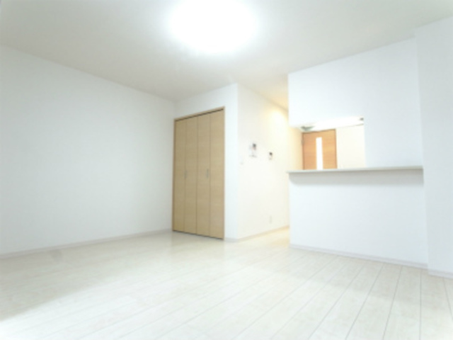 ��ʌ��������܎s�΋挴�R�P���ڂ̃A�p�[�g�̋��ԁE���r���O