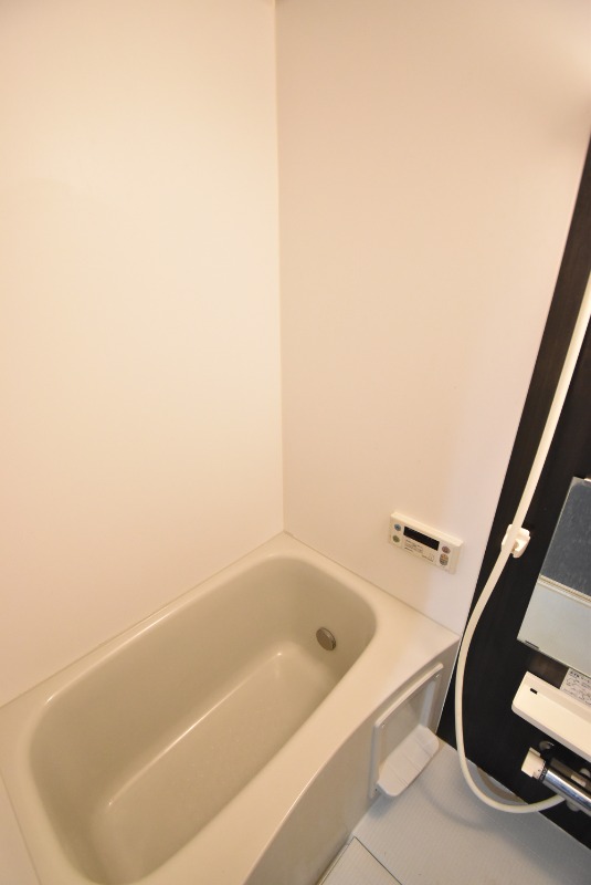 ��ʌ��������܎s�΋�����R���ڂ̃A�p�[�g�̃o�X