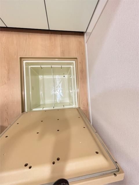 ��ʌ�����s�厚�ΐ_�̃A�p�[�g�̂��̑��ݔ�