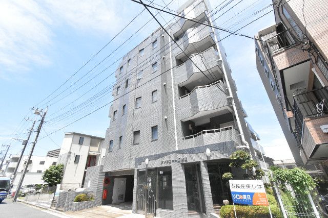 埼玉県さいたま市大宮区東町２丁目46のマンションの建物外観