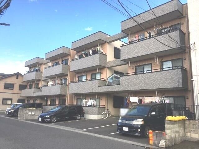 ��ʌ������s���W���ڂ̃}���V�����̌����O��