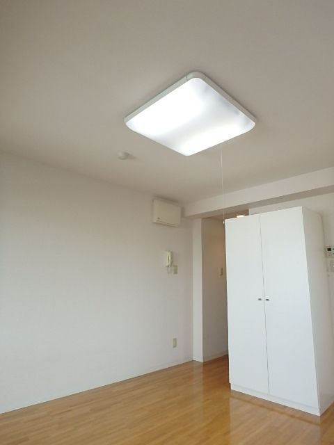 ��ʌ��������܎s��{����ؒ��Q���ڂ̃}���V�����̂��̑������E�X�y�[�X