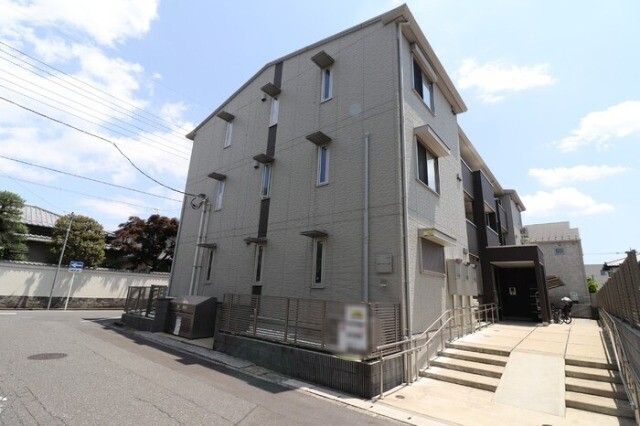 ��ʌ��������܎s�Y�a�挳���Q���ڂ̃A�p�[�g�̌����O��