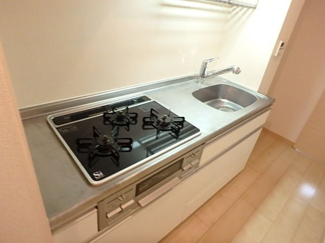 ��ʌ��������܎s�Y�a����P���ڂ̃}���V�����̃L�b�`��