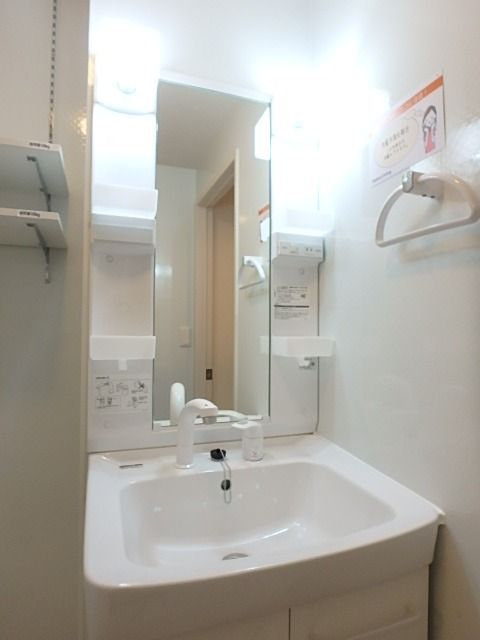 ��ʌ��������܎s��{��听���Q���ڂ̃A�p�[�g�̐��ʏ�