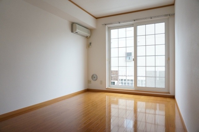 ��ʌ��������܎s����O���U���ڂ̃A�p�[�g�̋��ԁE���r���O