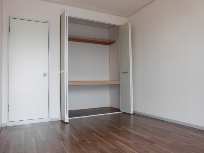 ��ʌ��������܎s����厚���m��̃A�p�[�g�̎��[