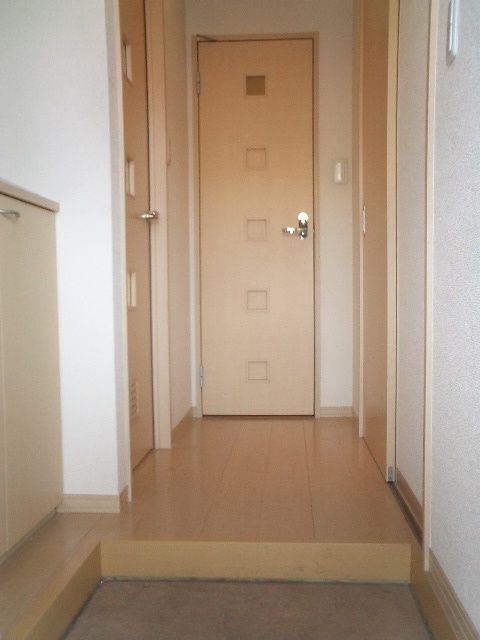 ��ʌ��������܎s�k��ޗǒ��̃A�p�[�g�̌���