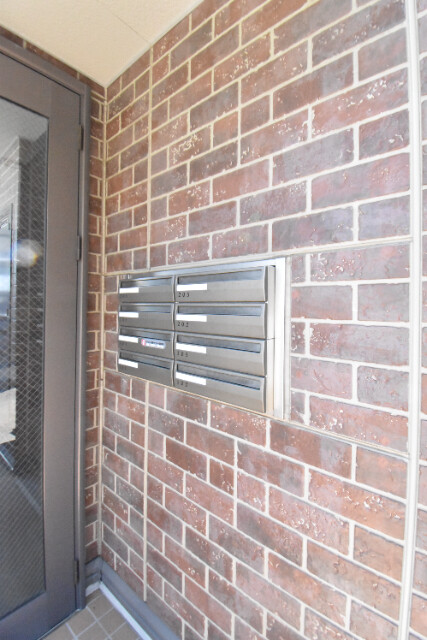 ��ʌ��������܎s�k��ޗǒ��̃A�p�[�g�̃G���g�����X