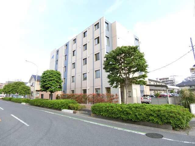 ��ʌ�����s�k����P���ڂ̃}���V�����̌����O��