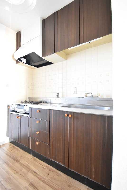 ��ʌ��z�J�s�k�z�J�Q���ڂ̃}���V�����̃L�b�`��