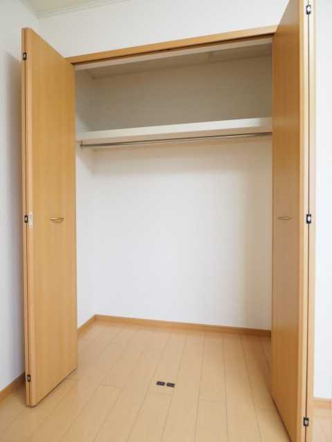 ��ʌ��@�c�s���V�h�U���ڂ̃A�p�[�g�̎��[