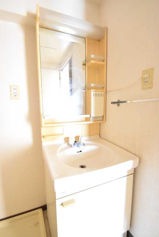 ��ʌ��z�J�s�k�z�J�Q���ڂ̃}���V�����̐��ʏ�