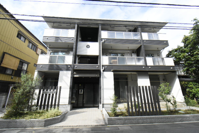 ��ʌ��������܎s�����擌��{�T���ڂ̃A�p�[�g�̌����O��