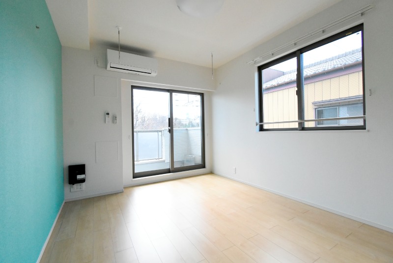 ��ʌ��������܎s�����擌��{�T���ڂ̃A�p�[�g�̋��ԁE���r���O