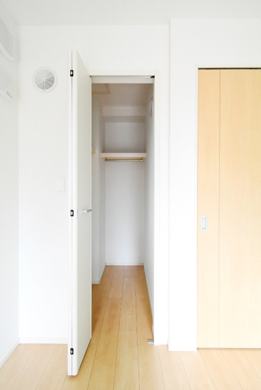 ��ʌ��������܎s�����擌��{�T���ڂ̃A�p�[�g�̎��[