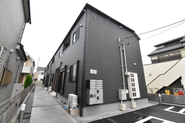 ��ʌ��z�J�s�{�{���S���ڂ̃A�p�[�g�̌����O��