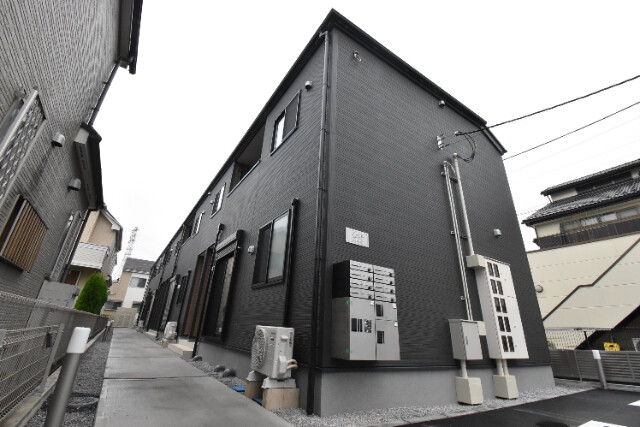 ��ʌ��z�J�s�{�{���S���ڂ̃A�p�[�g�̌����O��