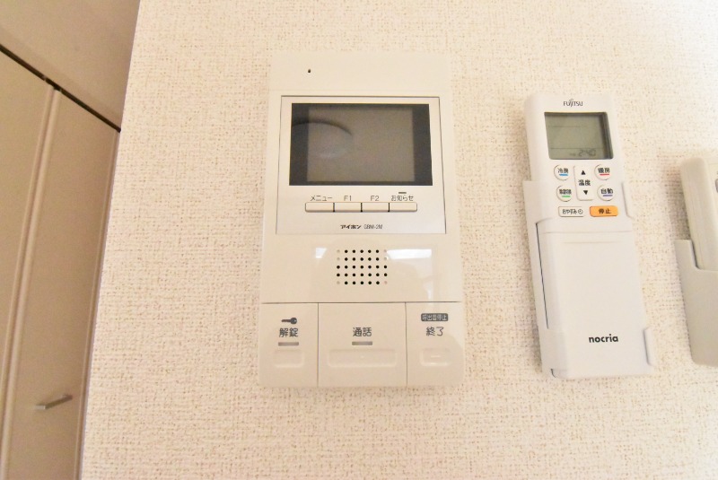 ��ʌ�����s������U���ڂ̃A�p�[�g�̂��̑�