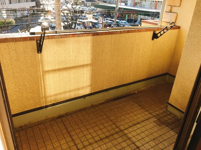 ��ʌ�����s�˒˓��R���ڂ̃A�p�[�g�̂��̑�