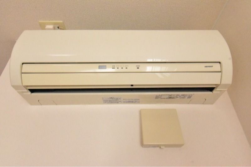 ��ʌ�����s�厚�ΐ_�̃A�p�[�g�̂��̑��ݔ�