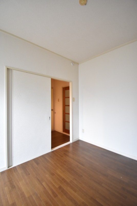 ��ʌ��������܎s�k����i���Q���ڂ̃}���V�����̂��̑������E�X�y�[�X