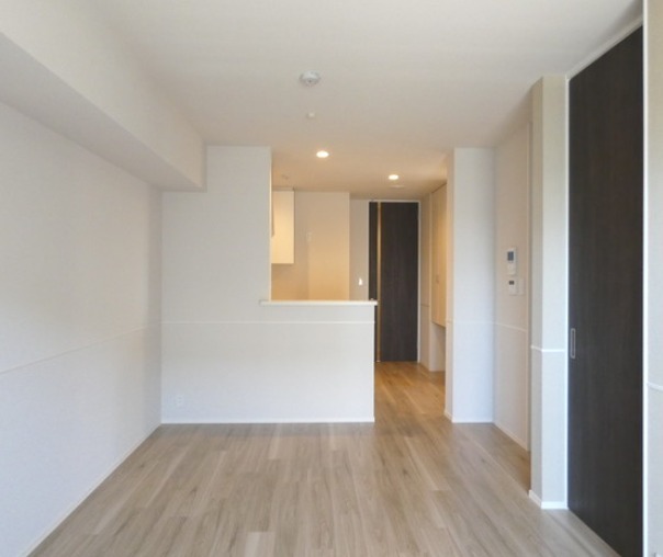 ��ʌ�����s������S���ڂ̃}���V�����̋��ԁE���r���O