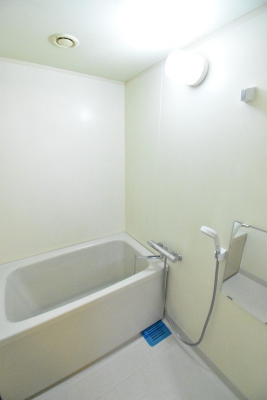 ��ʌ��������܎s�΋擌�Y�a�W���ڂ̃}���V�����̃o�X