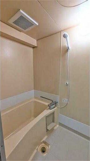 ��ʌ��������܎s���搼�x�X���ڂ̃}���V�����̃o�X