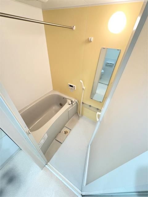 ��ʌ��z�J�s�k�z�J�P���ڂ̃A�p�[�g�̃o�X