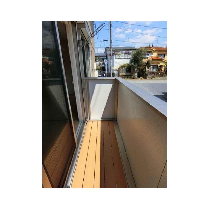 ��ʌ�����s�厚�����̃A�p�[�g�̃o���R�j�[