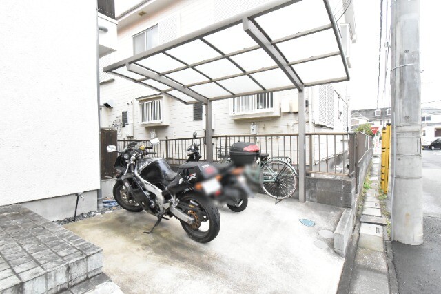 ��ʌ�����s���ԂR���ڂ̃A�p�[�g�̂��̑�