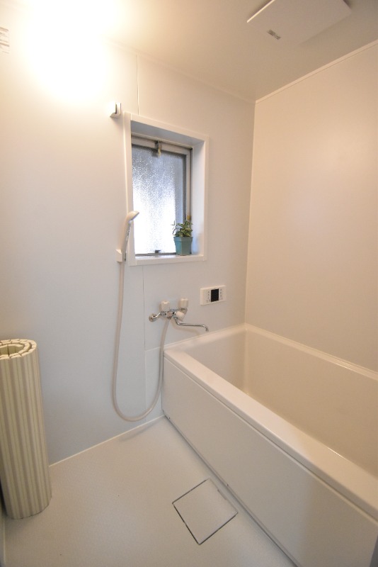 ��ʌ��������܎s�k��A�|���P���ڂ̃}���V�����̃o�X