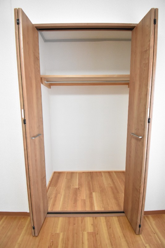 ��ʌ��������܎s�k��A�|���P���ڂ̃}���V�����̎��[