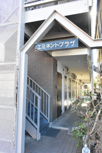 ��ʌ������s����U���ڂ̃}���V�����̃G���g�����X