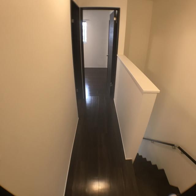 ��ʌ��������܎s�΋�����R���ڂ̃e���X�n�E�X�̂��̑������E�X�y�[�X