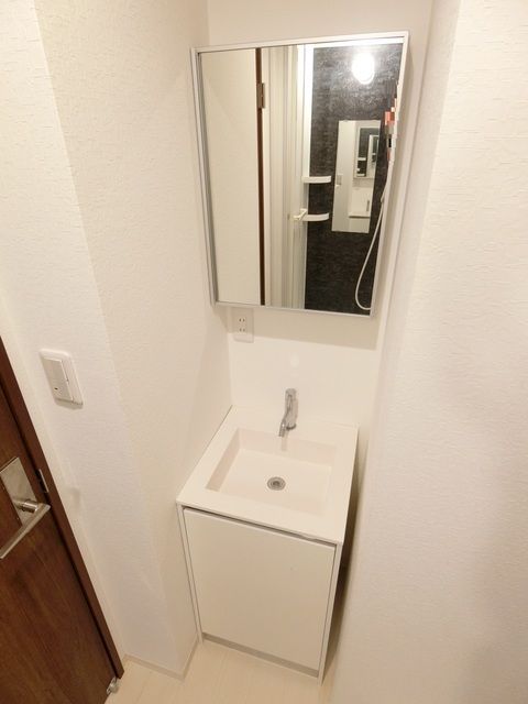 ��ʌ��������܎s��΋���q�P���ڂ̃A�p�[�g�̐��ʏ�