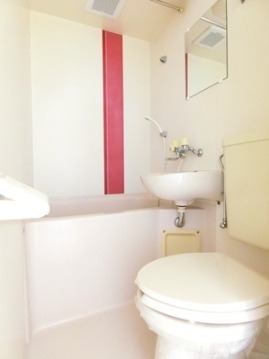 ��ʌ��������܎s�����擌��{�S���ڂ̃A�p�[�g�̃o�X