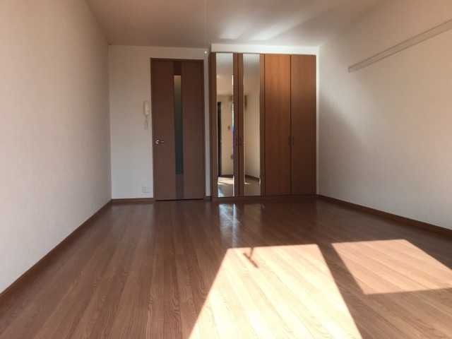 ��ʌ��������܎s��΋���q�S���ڂ̃}���V�����̋����E���r���O