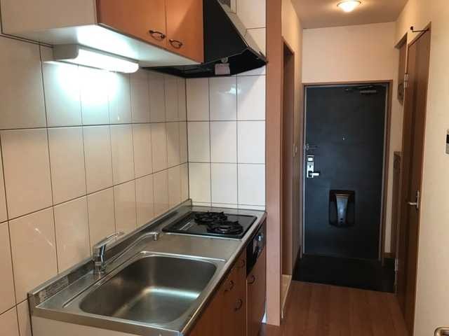 ��ʌ��������܎s��΋���q�S���ڂ̃}���V�����̃L�b�`��