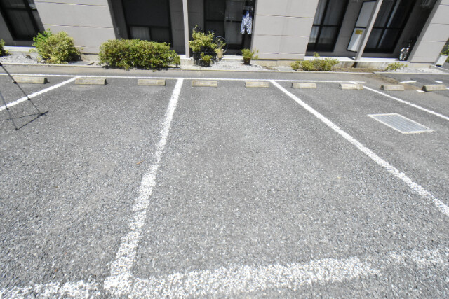 ��ʌ��������܎s��΋���q�S���ڂ̃}���V�����̒��ԏ�