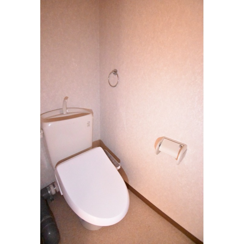 ��ʌ������s�����R���ڂ̃A�p�[�g�̃g�C��