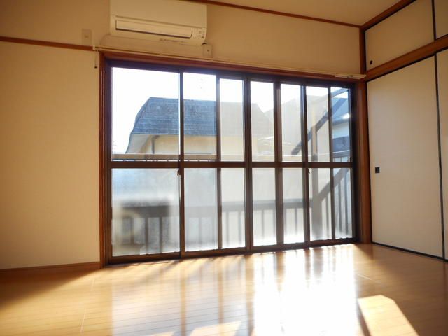 ��ʌ��������܎s������ۃ��蒬�̃A�p�[�g�̋��ԁE���r���O