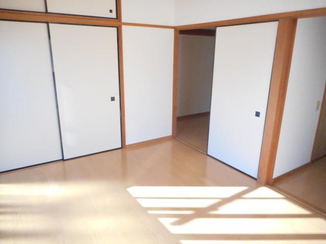 ��ʌ��������܎s������ۃ��蒬�̃A�p�[�g�̂��̑������E�X�y�[�X