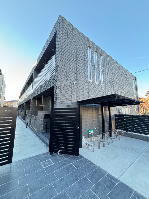 ��ʌ��������܎s��{��听���R���ڂ̃}���V�����̌����O��