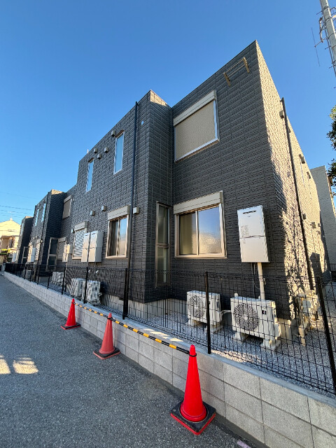 ��ʌ��������܎s��{��听���R���ڂ̃}���V�����̌����O��