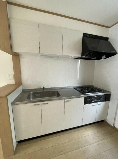 ��ʌ��z�J�s�厚��т̈�ˌ��ẴL�b�`��