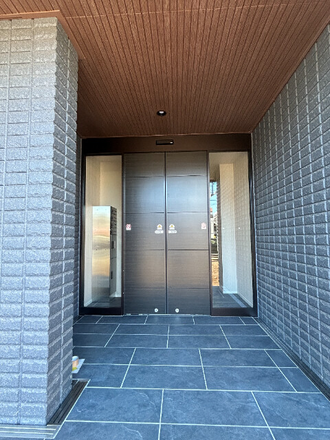 ��ʌ��������܎s�k�擌�听���Q���ڂ̃}���V�����̃G���g�����X