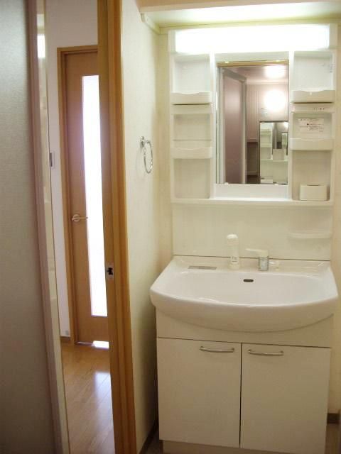 ��ʌ��������܎s�����擌��{�T���ڂ̃}���V�����̐��ʏ�