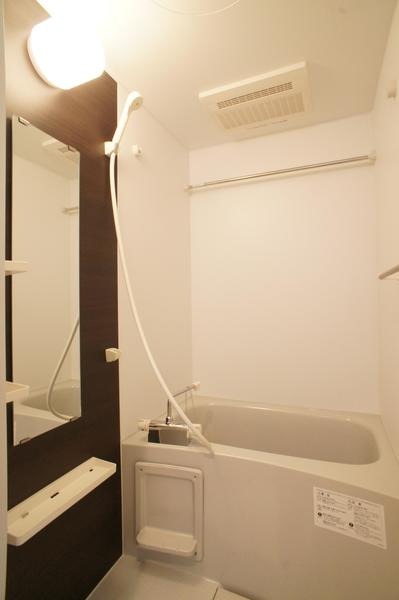 ��ʌ��������܎s��摾�c�E�Q���ڂ̃}���V�����̃o�X